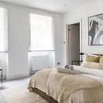 3 Bed- Central London- Private Garden