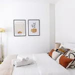 3 Bed- Central London- Private Garden