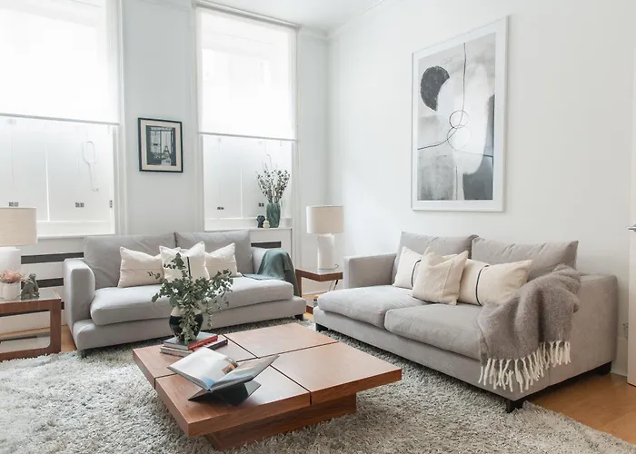 3 Bed- Central London- Private Garden